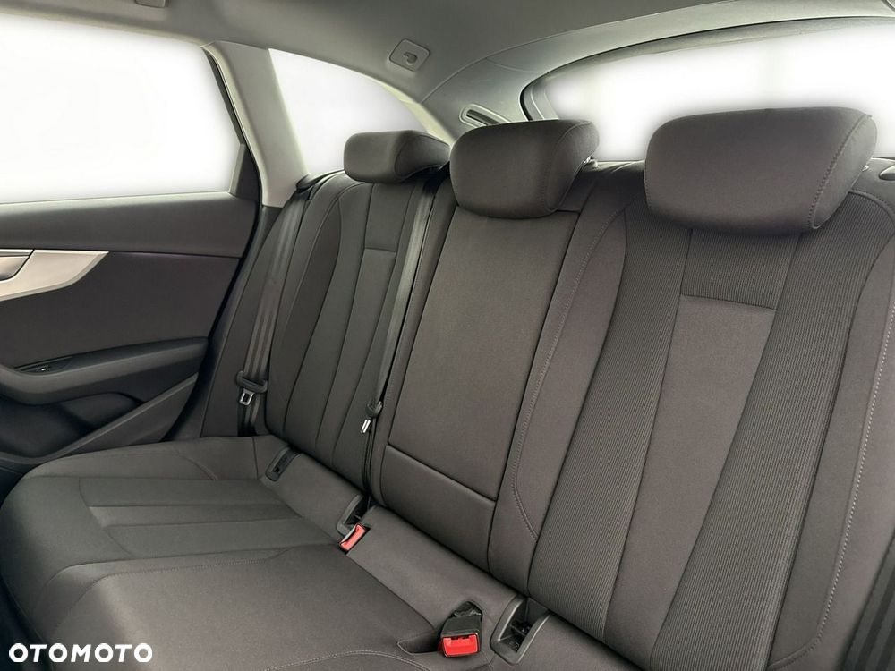 Audi A4 Avant - 19