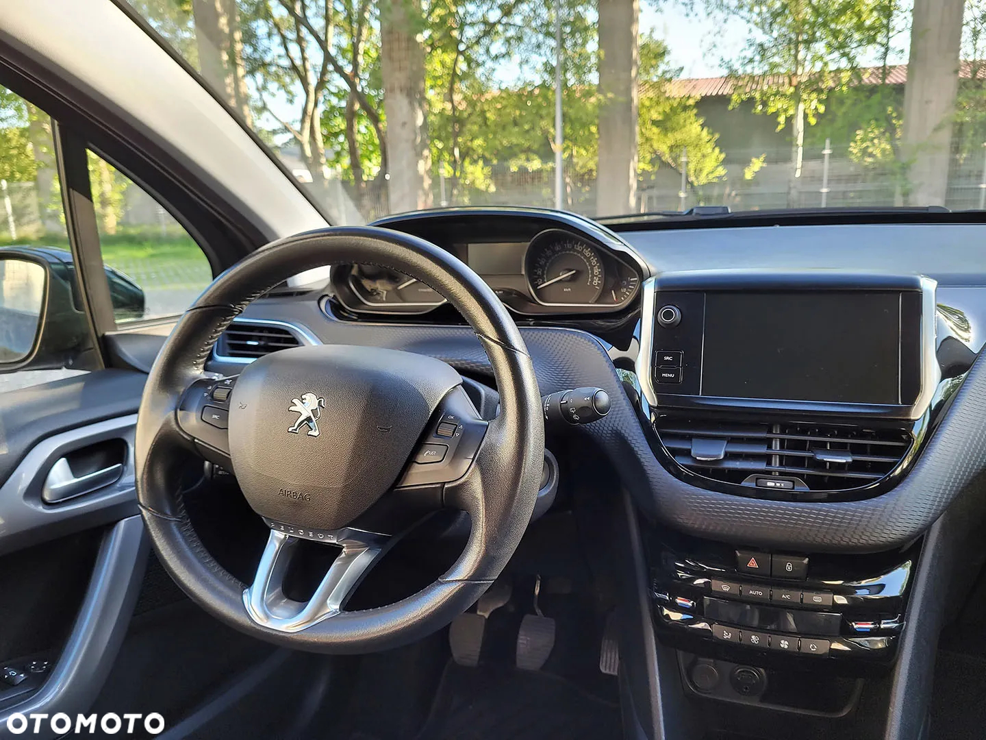 Peugeot 2008 1.2 Pure Tech Active - 8