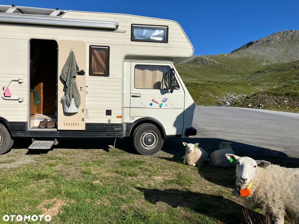 Volkswagen LT31 Karmann-Mobil - 6