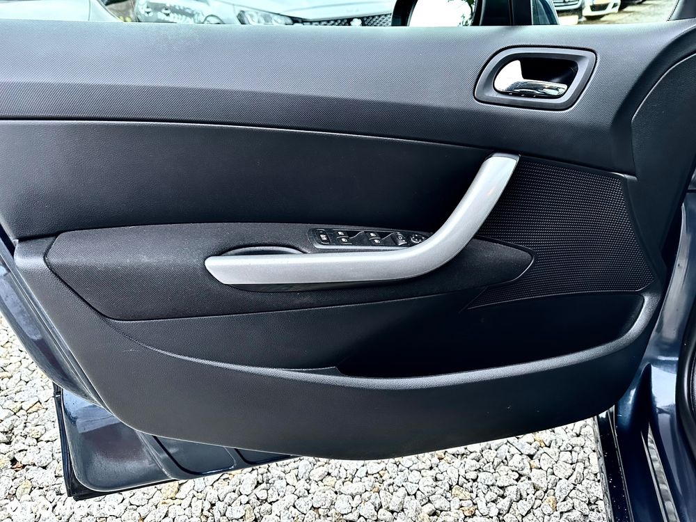 Peugeot 308 1.6 HDi Premium - 22