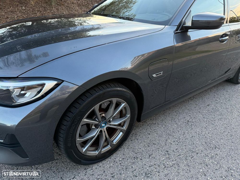 BMW 320 - 18