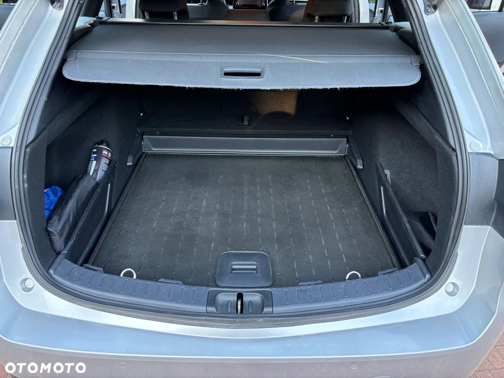 Toyota Corolla 1.8 Hybrid Comfort - 11