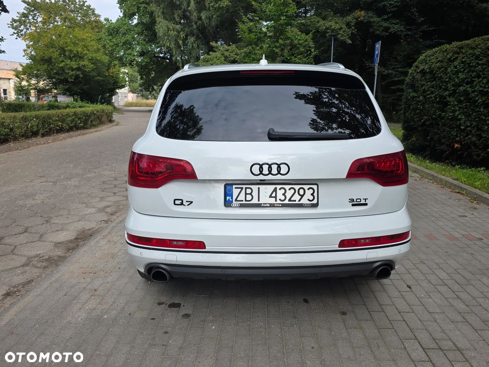 Audi Q7 - 7