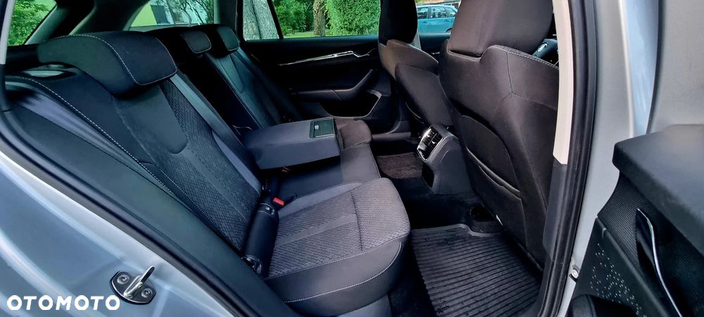 Skoda Octavia 2.0 TDI Style DSG - 20