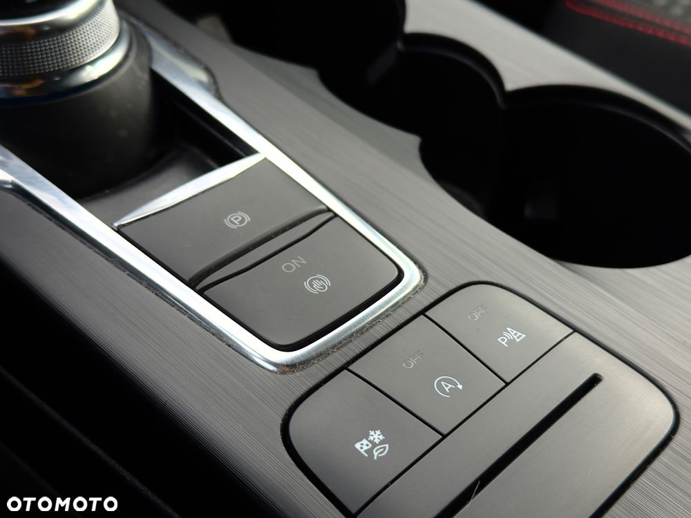 Ford Kuga 2.0 EcoBlue AWD ST-Line X - 14