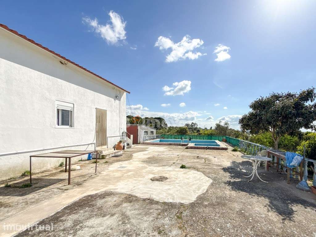 Moradia T3 com Piscina e Terreno em São Facundo - Grande imagem: 2/41