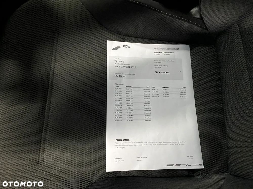 Volkswagen Golf 2.0 TDI SCR Highline - 22