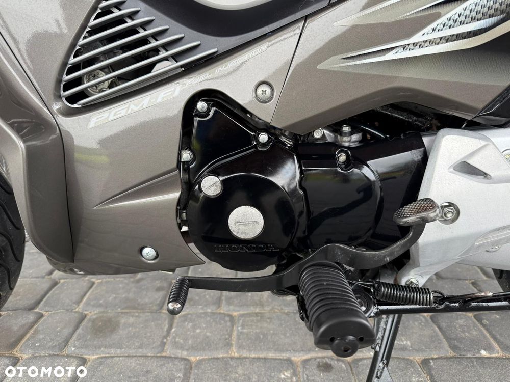 Honda ANF - 27