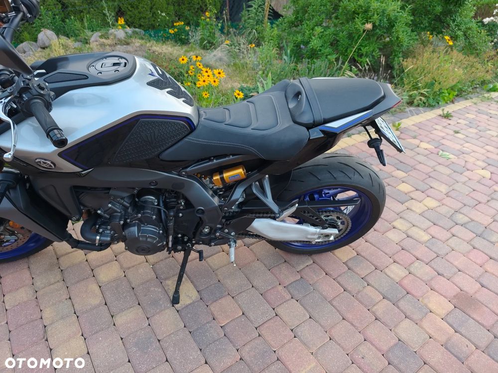 Yamaha MT - 9