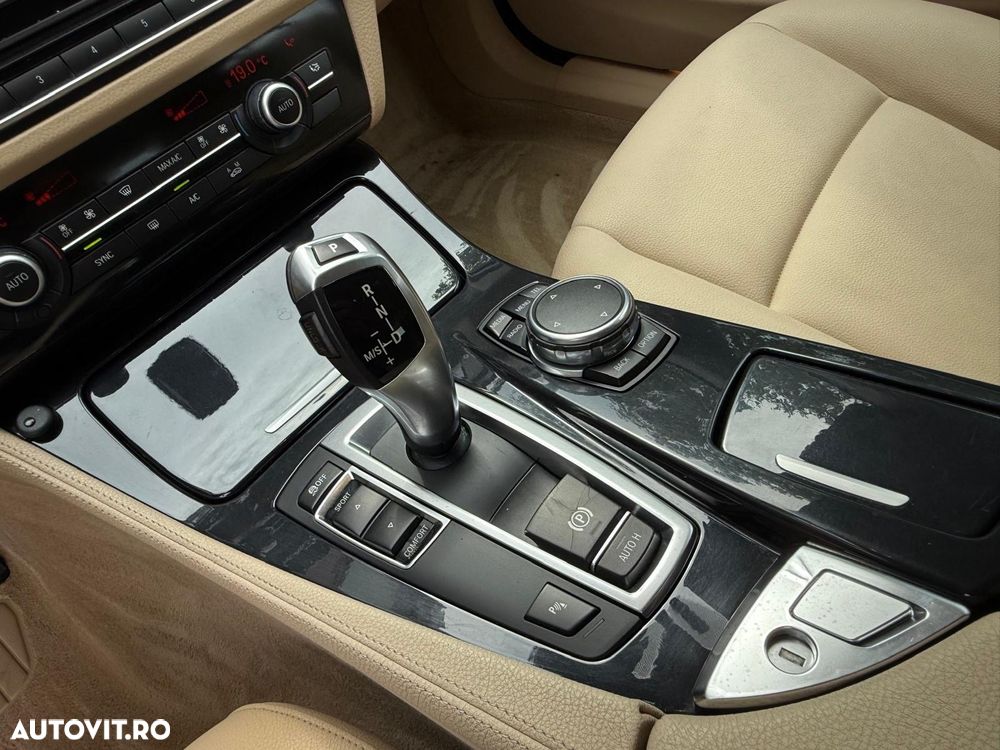 BMW Seria 5 520d - 14