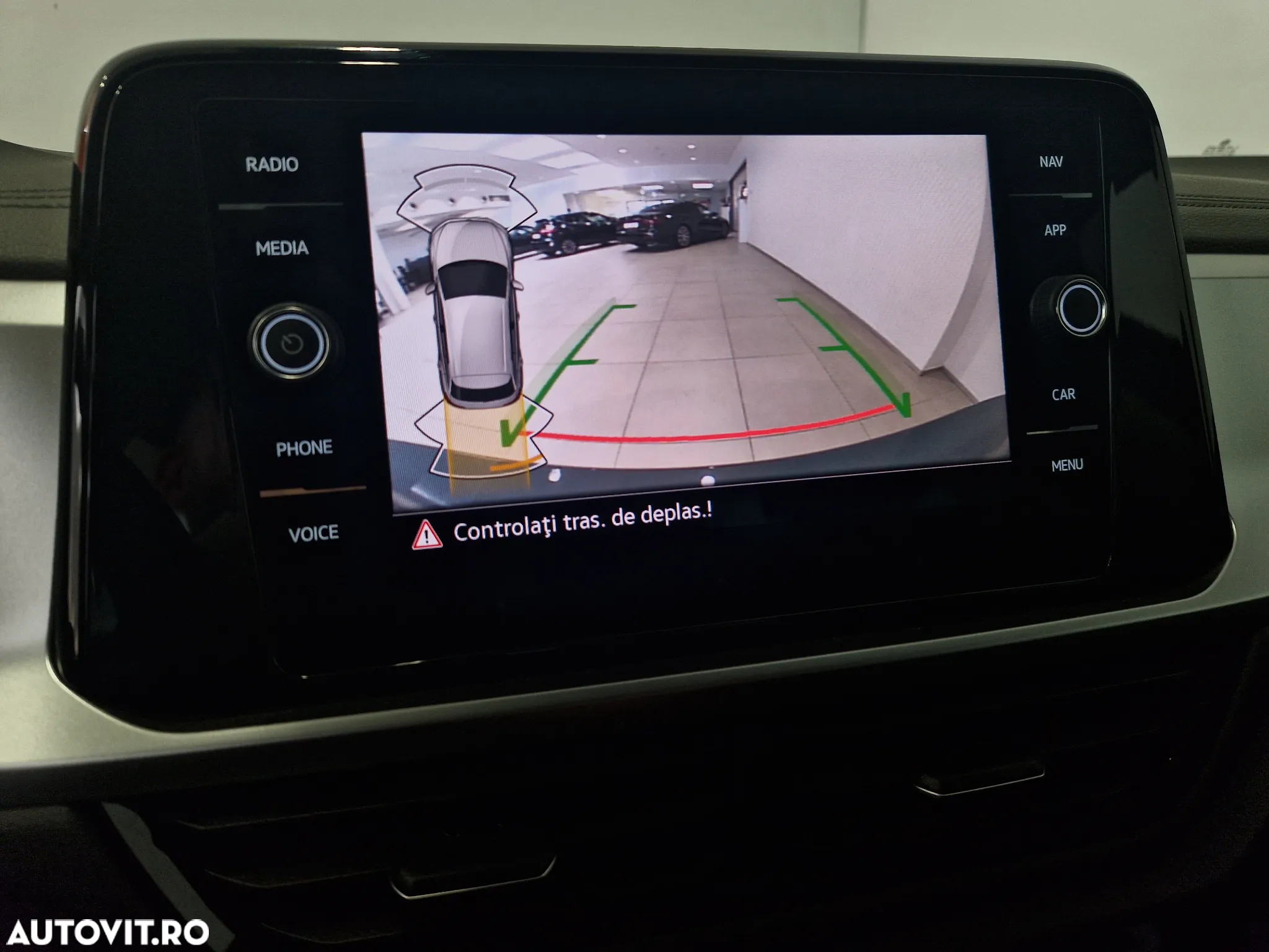 Volkswagen T-ROC 1.5 TSI DSG Advanced - 22
