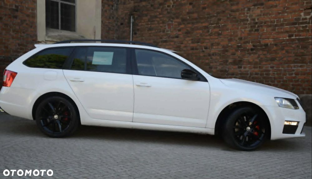Skoda Octavia 2.0 TDI RS DSG - 5