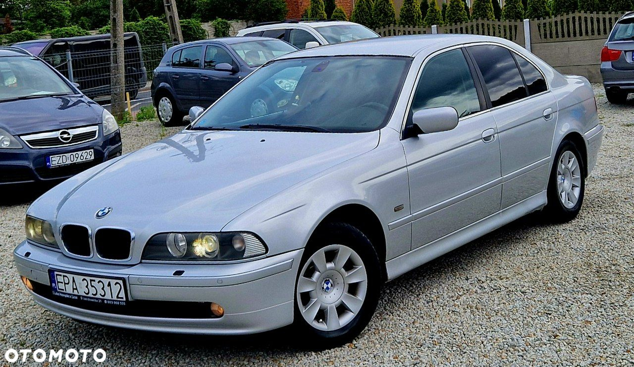 BMW Seria 5 520i - 6