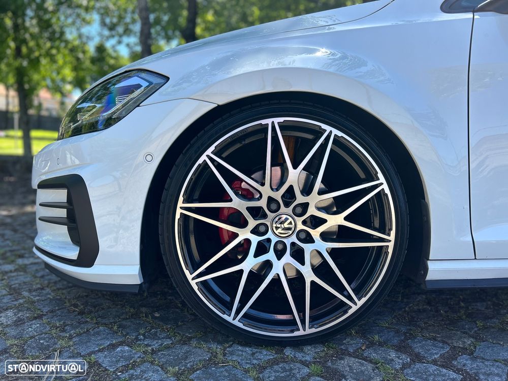 VW Golf 2.0 TSI GTI DSG Performance - 37
