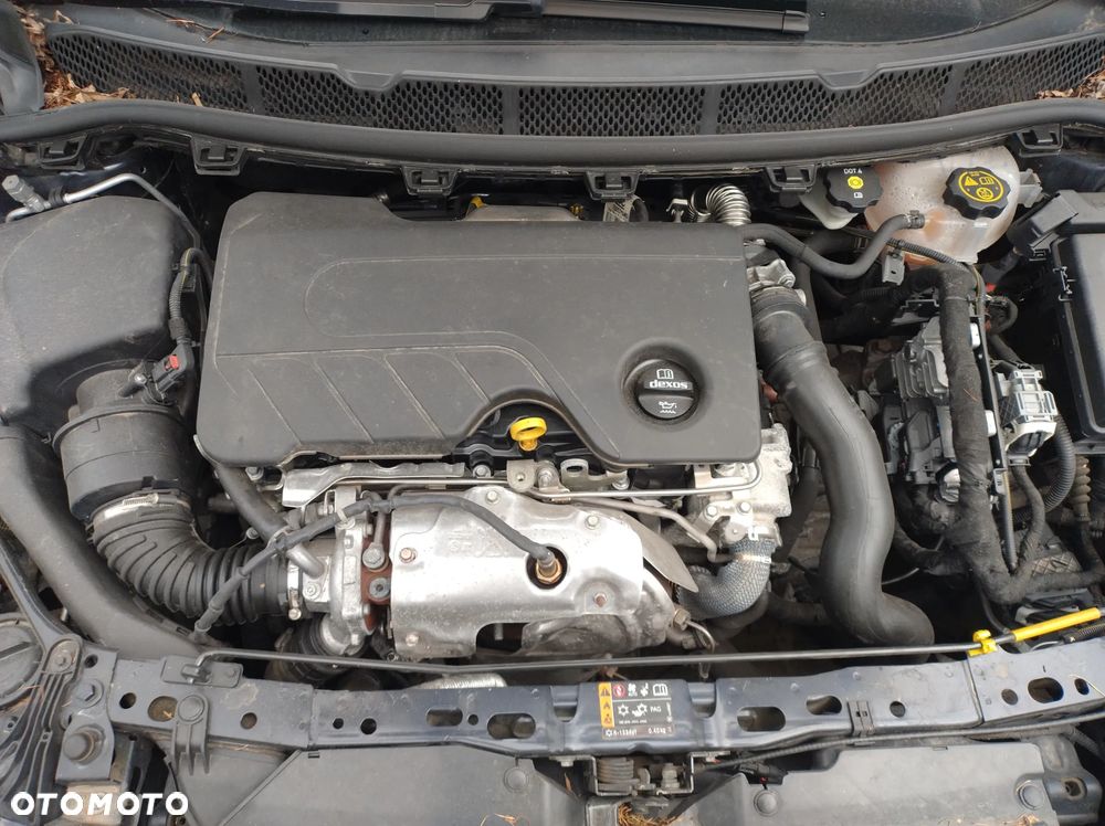 Opel Astra 1.6 CDTI Essentia S&S - 14