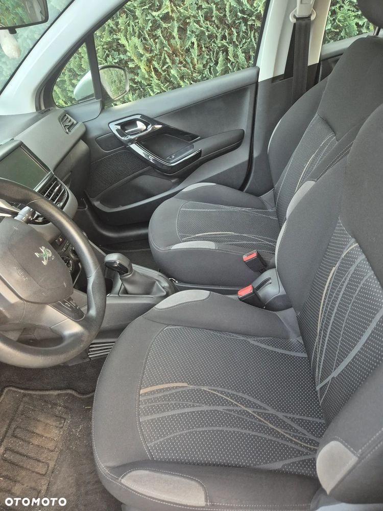 Peugeot 208 1.4 VTi Active - 11