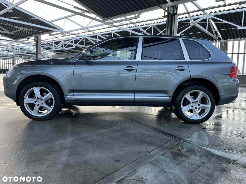 Porsche Cayenne - 5