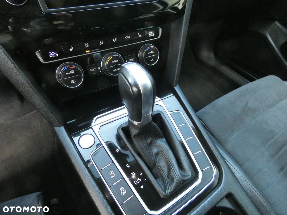 Volkswagen Passat 2.0 TDI BMT Highline DSG7 - 23