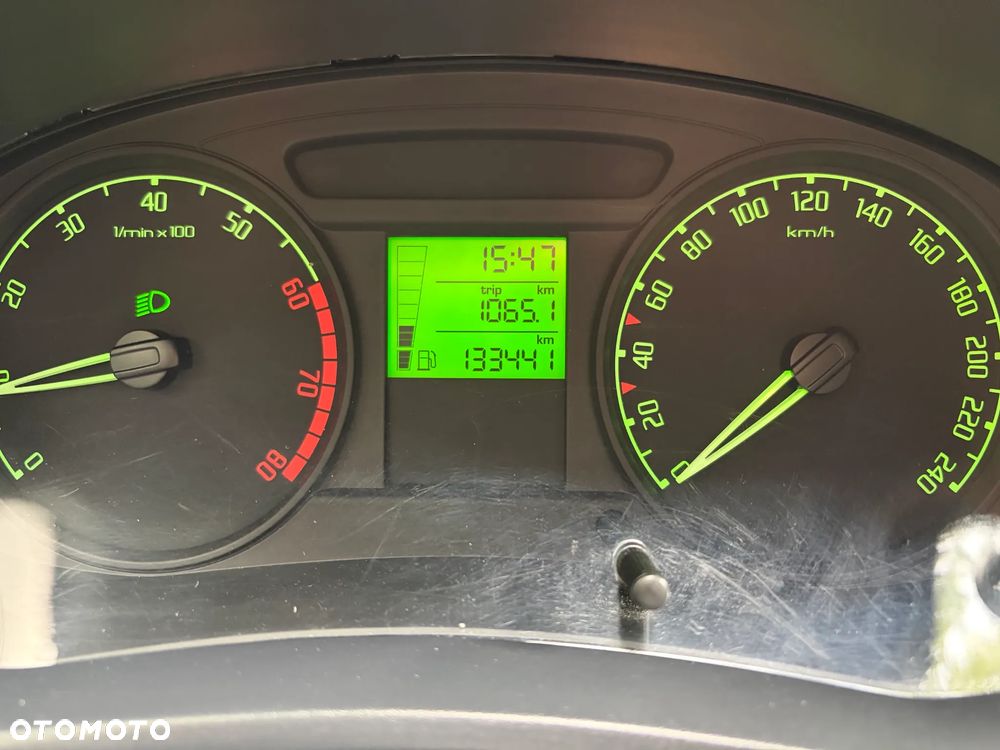 Skoda Fabia 1.2 HTP - 13