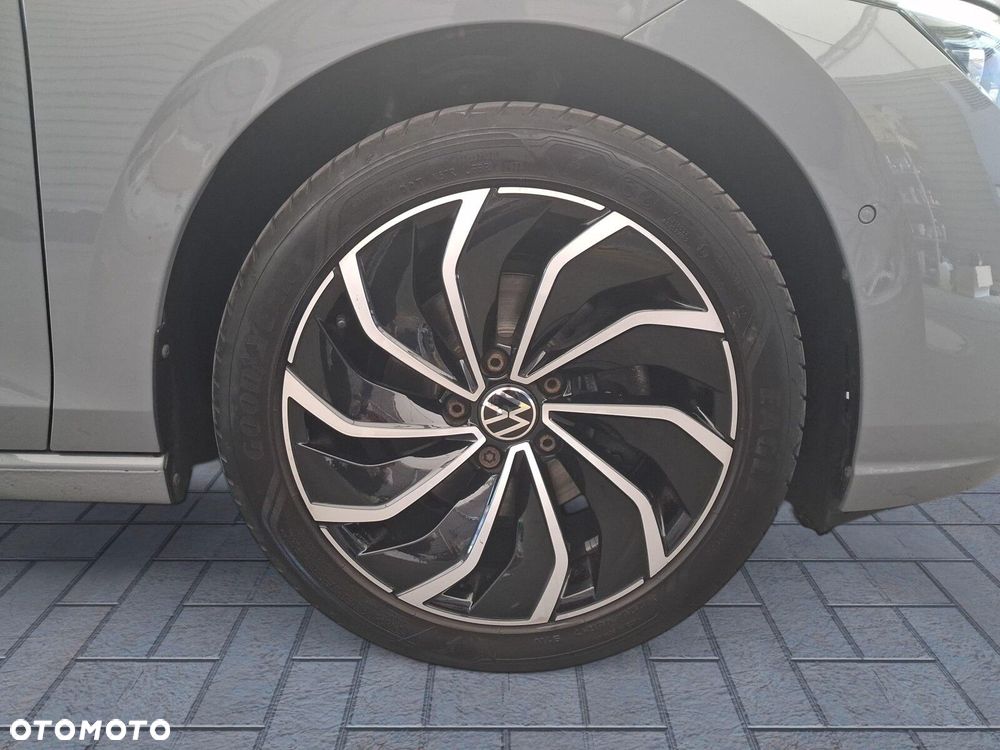 Volkswagen Golf 1.5 TSI EVO Life - 25