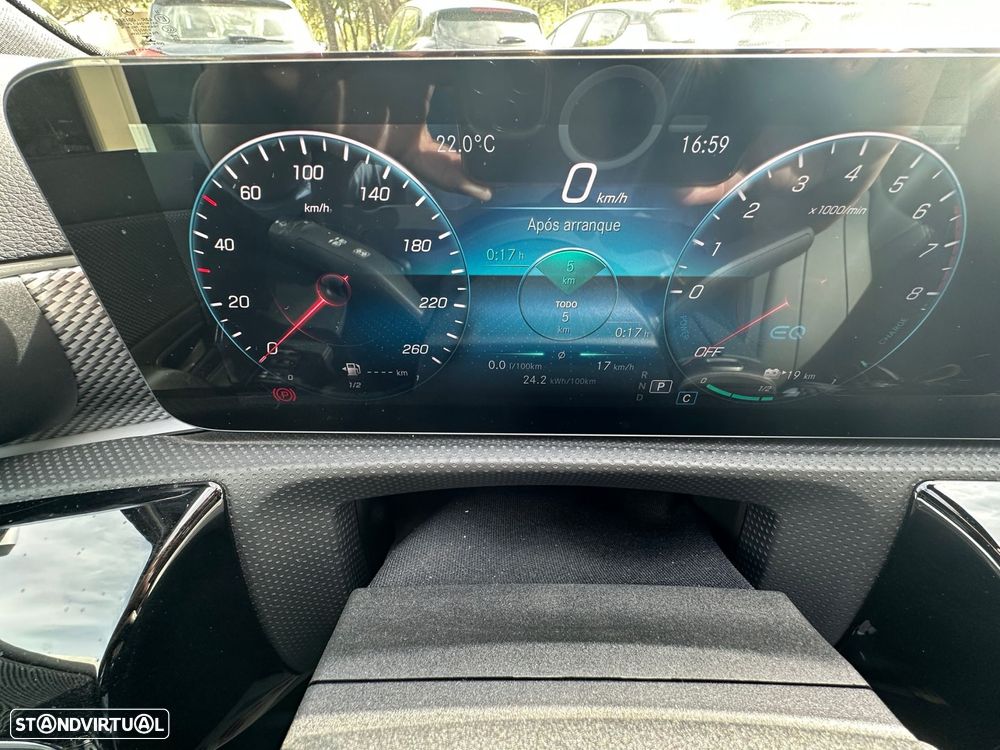 Mercedes-Benz A 250 e Style Plus - 16