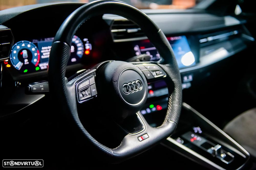 Audi A3 Sportback 45 TFSIe S tronic S line - 44