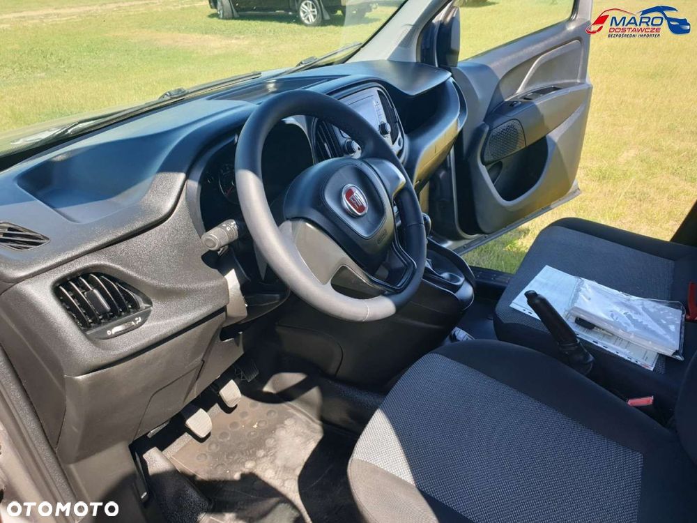 Fiat DOBLO MAXI 1.6 MAŁY PRZEBIEG Z POTWIERDZENIEM - 17