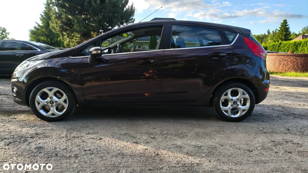 Ford Fiesta 1.6 TDCi Individual - 13