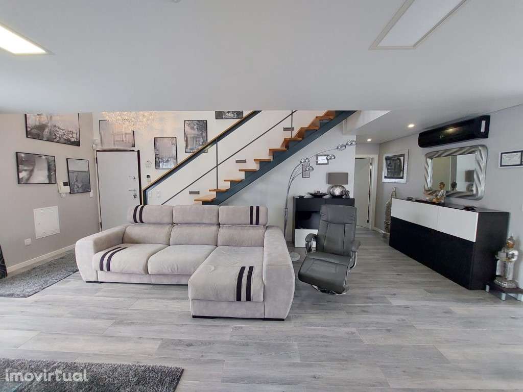 Moradia Isolada para Venda na Quinta do Conde - Grande imagem: 2/35