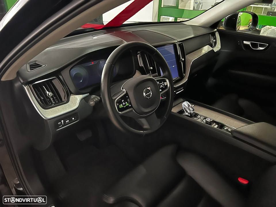 Volvo XC 60 2.0 T8 PHEV Inscription AWD - 7