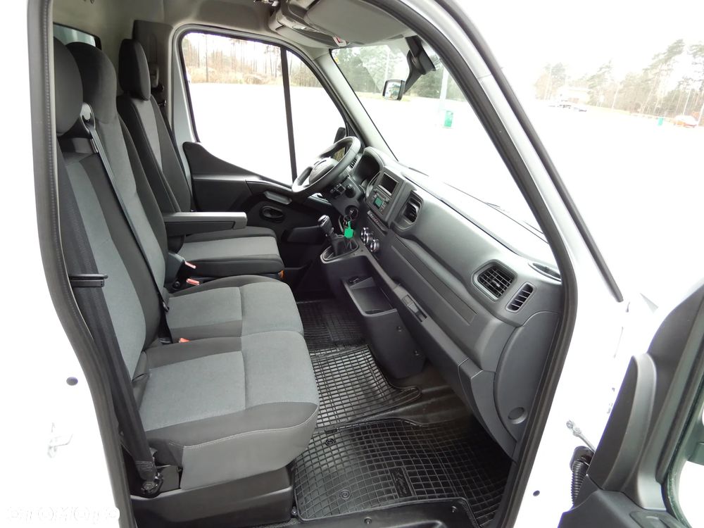 Renault Master 2.3 dCi 163 KM Firana Obustronna Skrzynia 4327 mm 8 E.Palet BLIŹNIAK WZMACNIANY 60 Tys Przebieg Serwis ASO Stan Jak NOWY POLECAM - 32