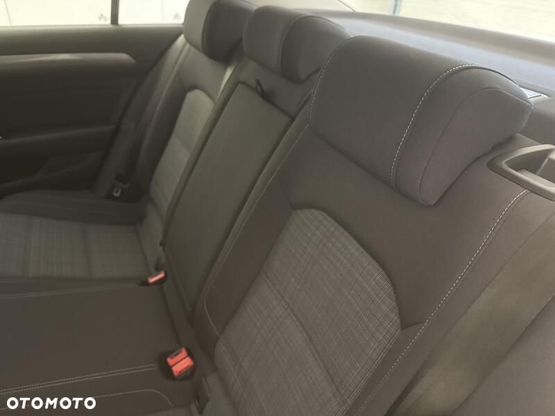 Volkswagen Passat 2.0 TDI Business DSG - 20
