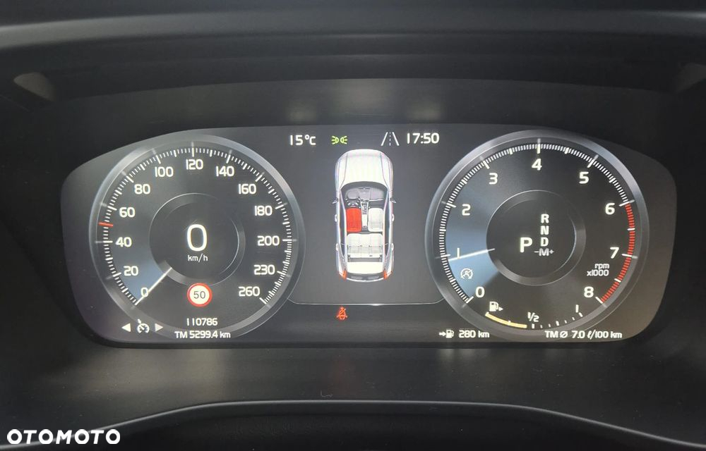 Volvo XC 40 T3 Momentum Pro - 3