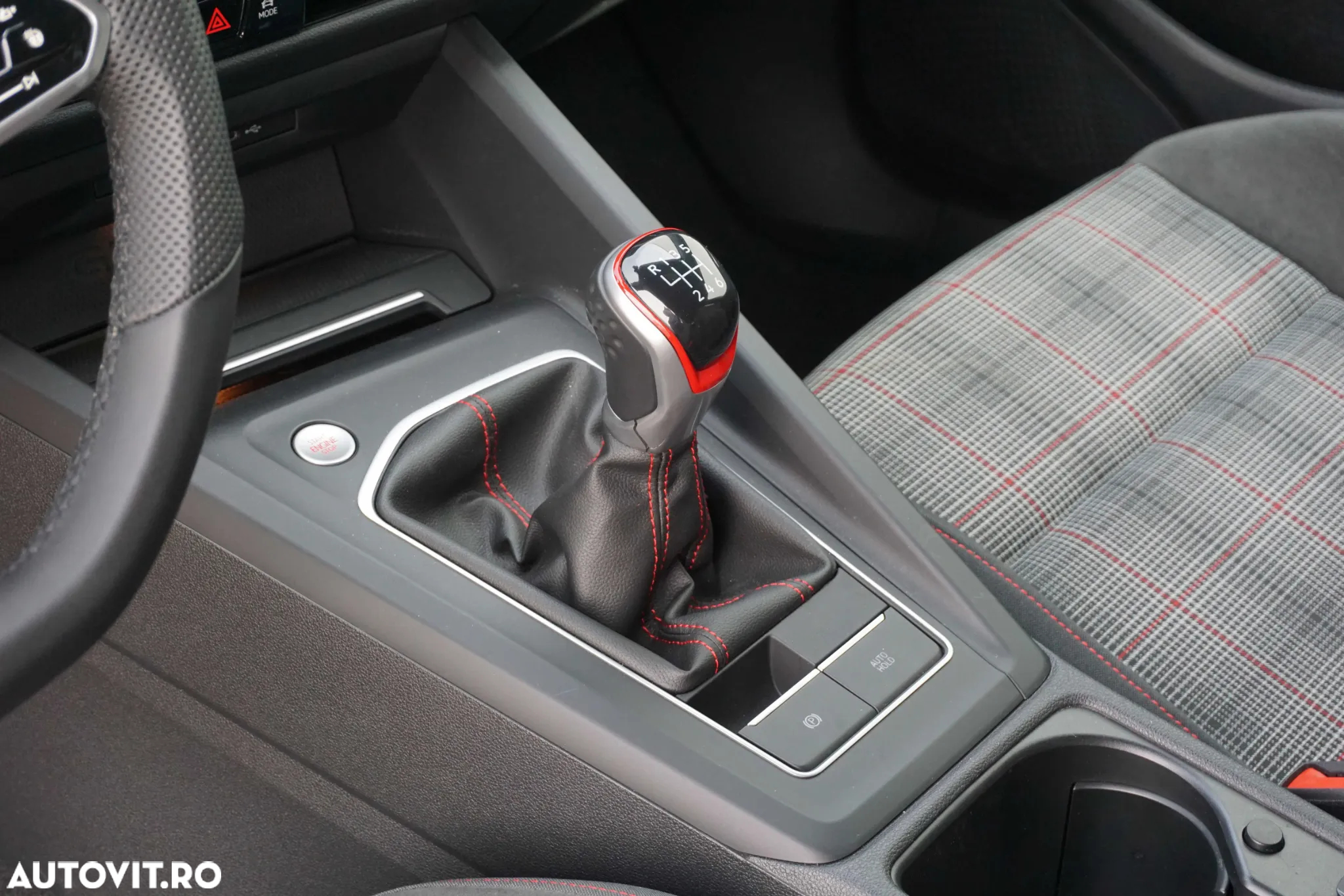 Volkswagen Golf 2.0 TSI OPF GTI - 25