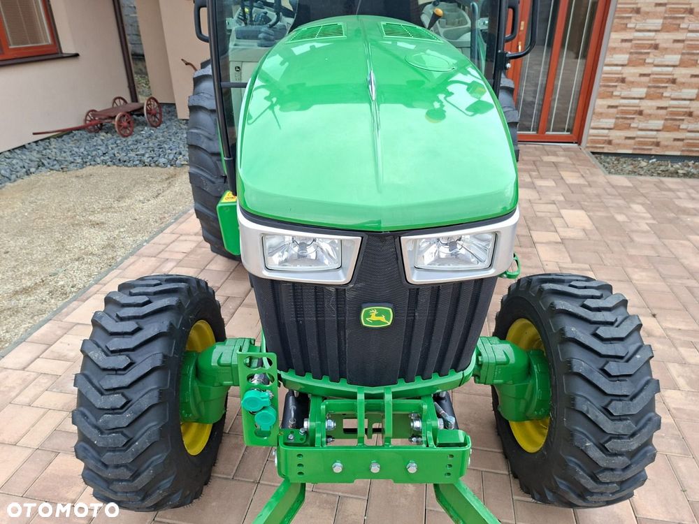 John Deere 4049R 4X4 - 32