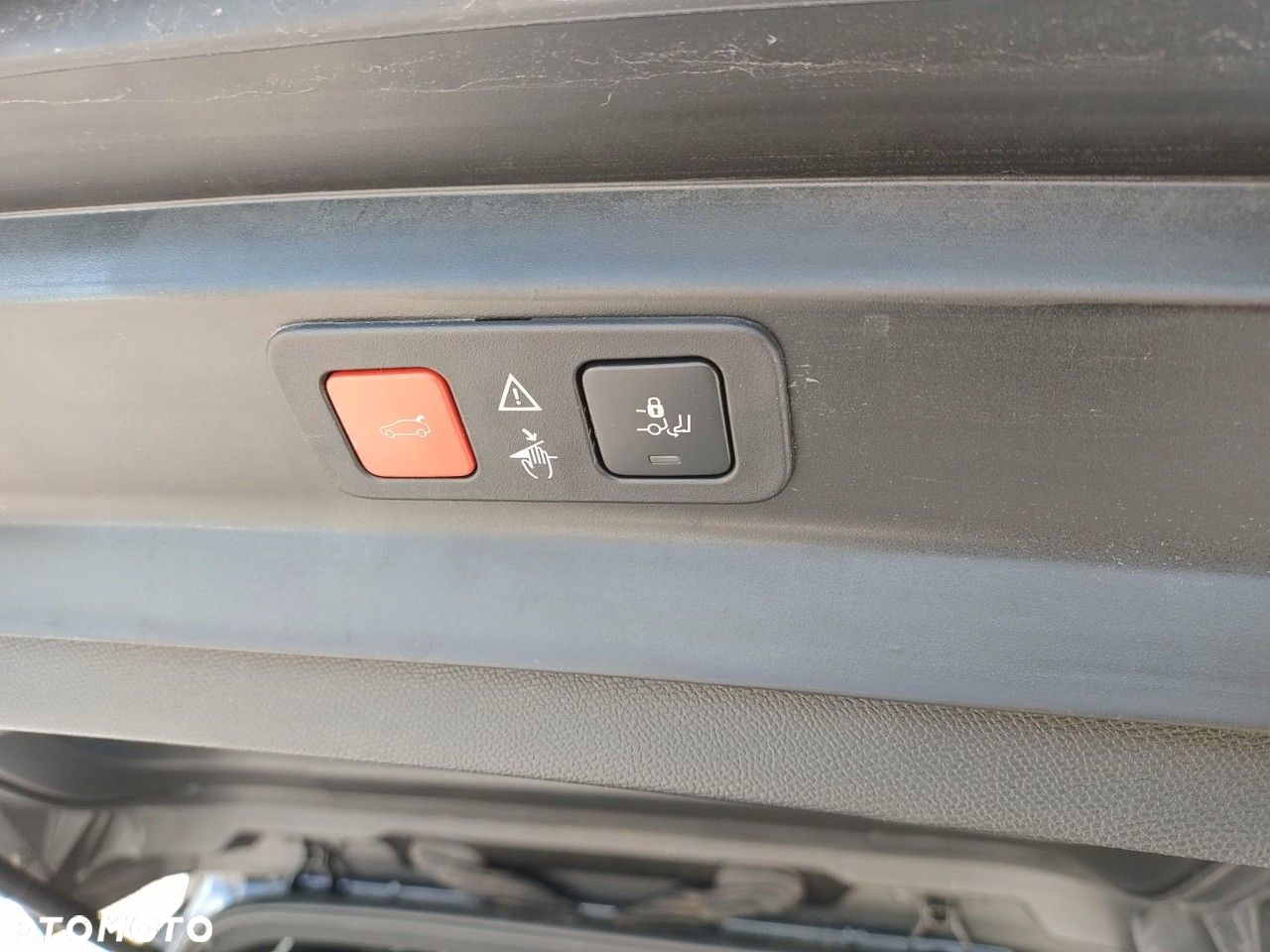 Peugeot 5008 1.5 BlueHDi Allure Pack S&S EAT8 - 19