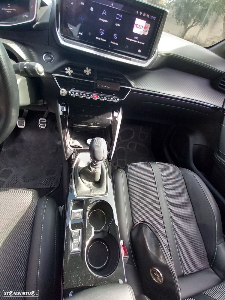 Peugeot 208 1.2 PureTech GT Line - 12
