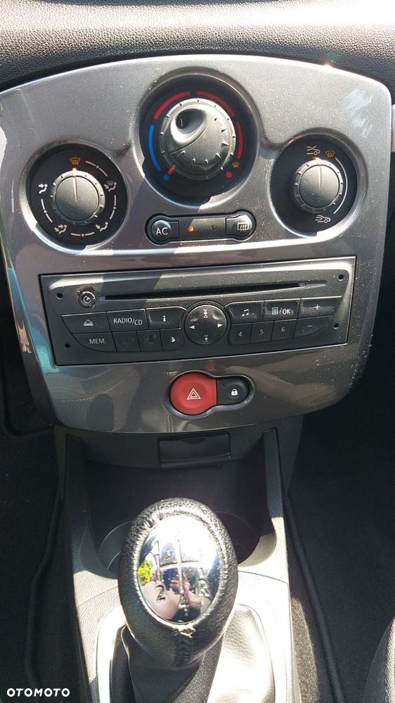 Renault Clio 1.2 16V Alize - 18