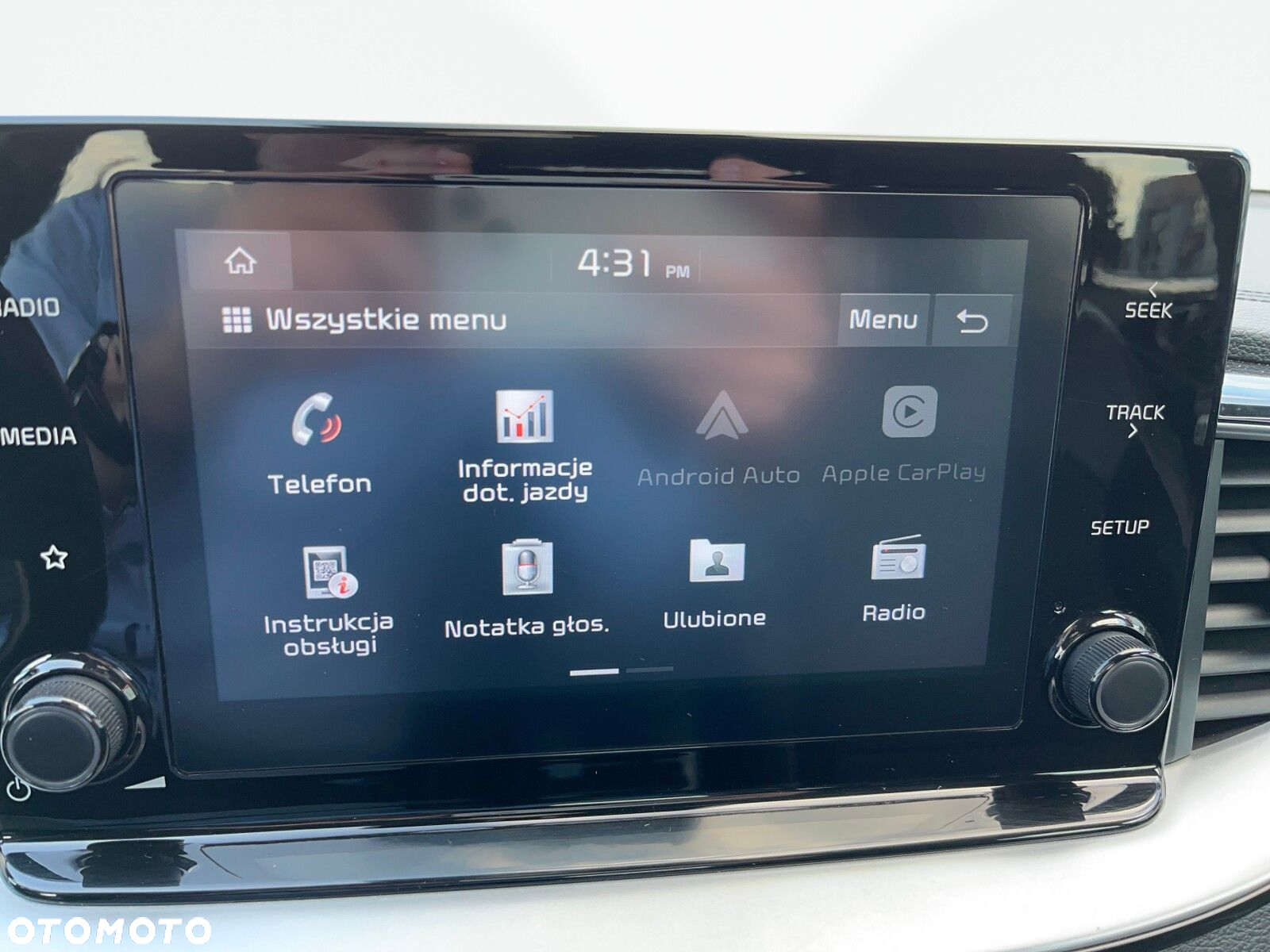 Kia XCeed - 31