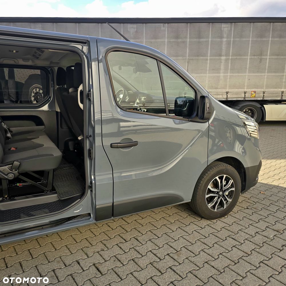Renault Trafic 2.0 dCi - 5