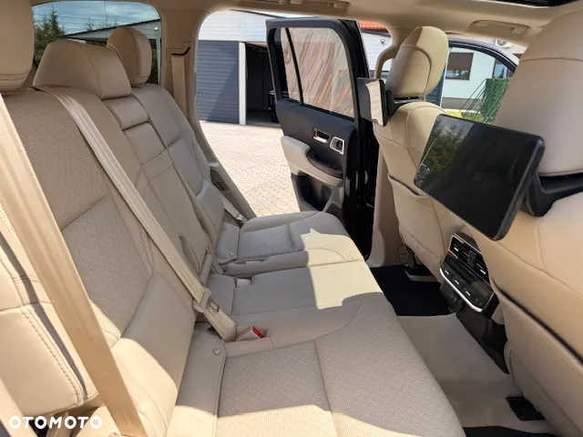 Toyota Land Cruiser - 12