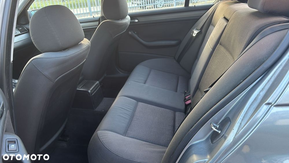 BMW Seria 3 - 21