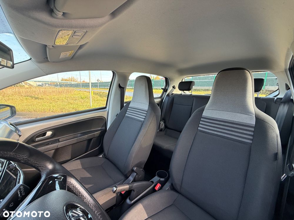 Volkswagen up! 1.0 move - 10