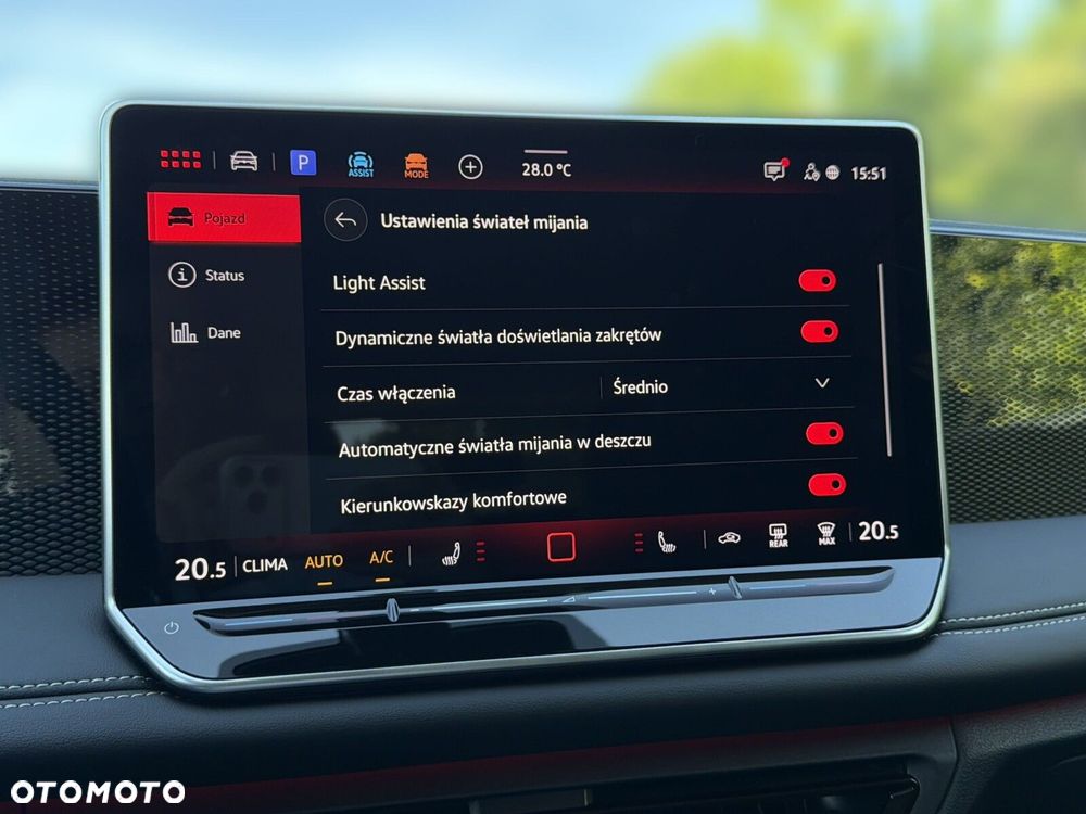 Volkswagen Tiguan - 36