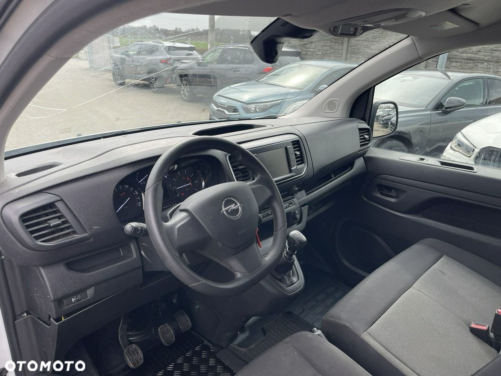 Opel Vivaro - 12