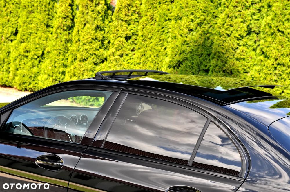 Mercedes-Benz Klasa C 300 4MATIC 9G-TRONIC - 8