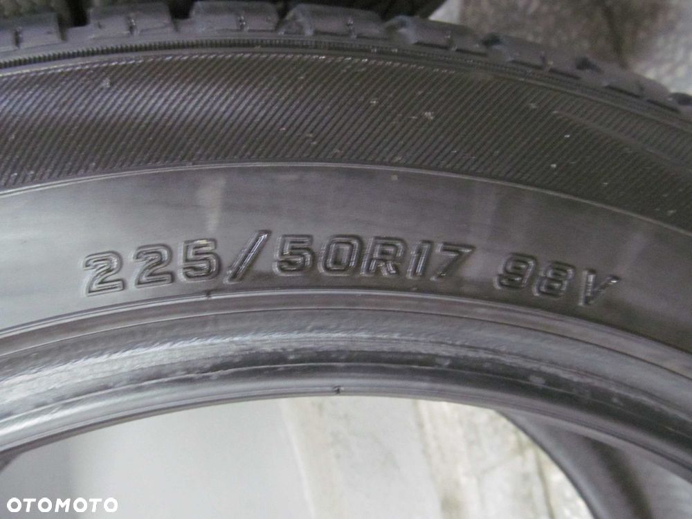 OPONA  FALKEN HS449 225/50/17 ROCZNIK 2013 98V 4mm - 5