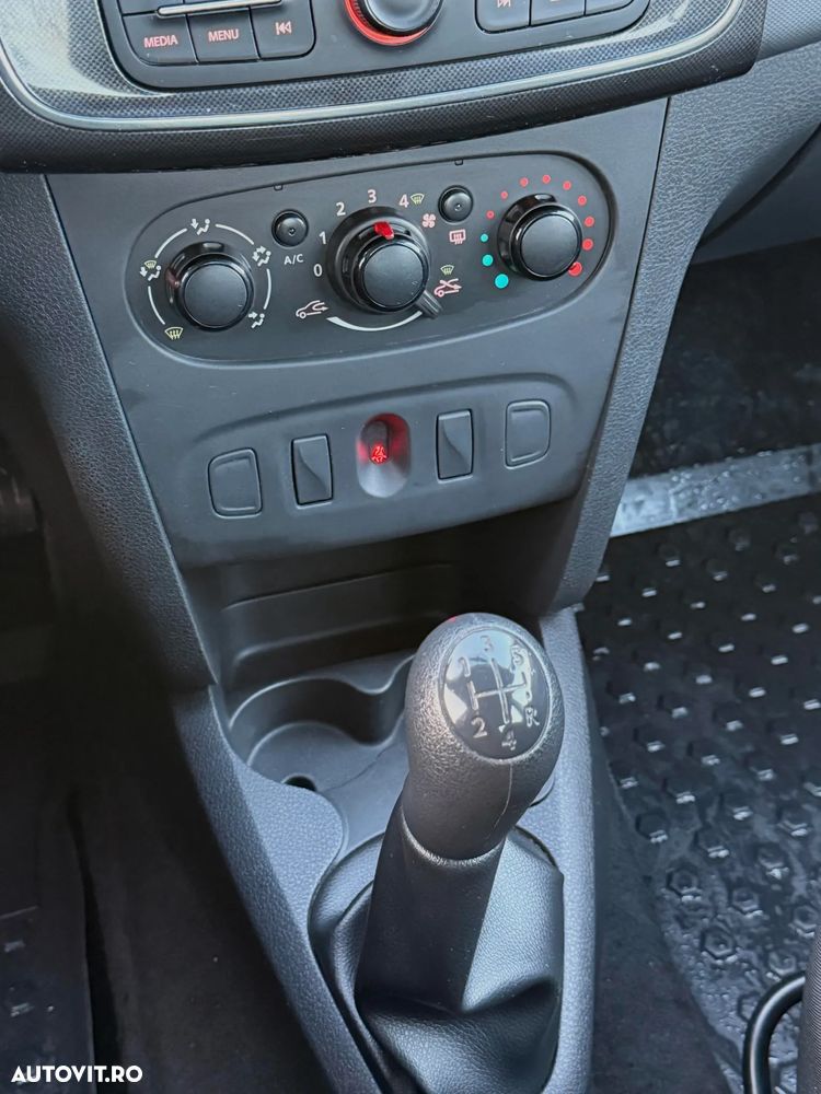 Dacia Logan 0.9 TCe Ambiance - 20