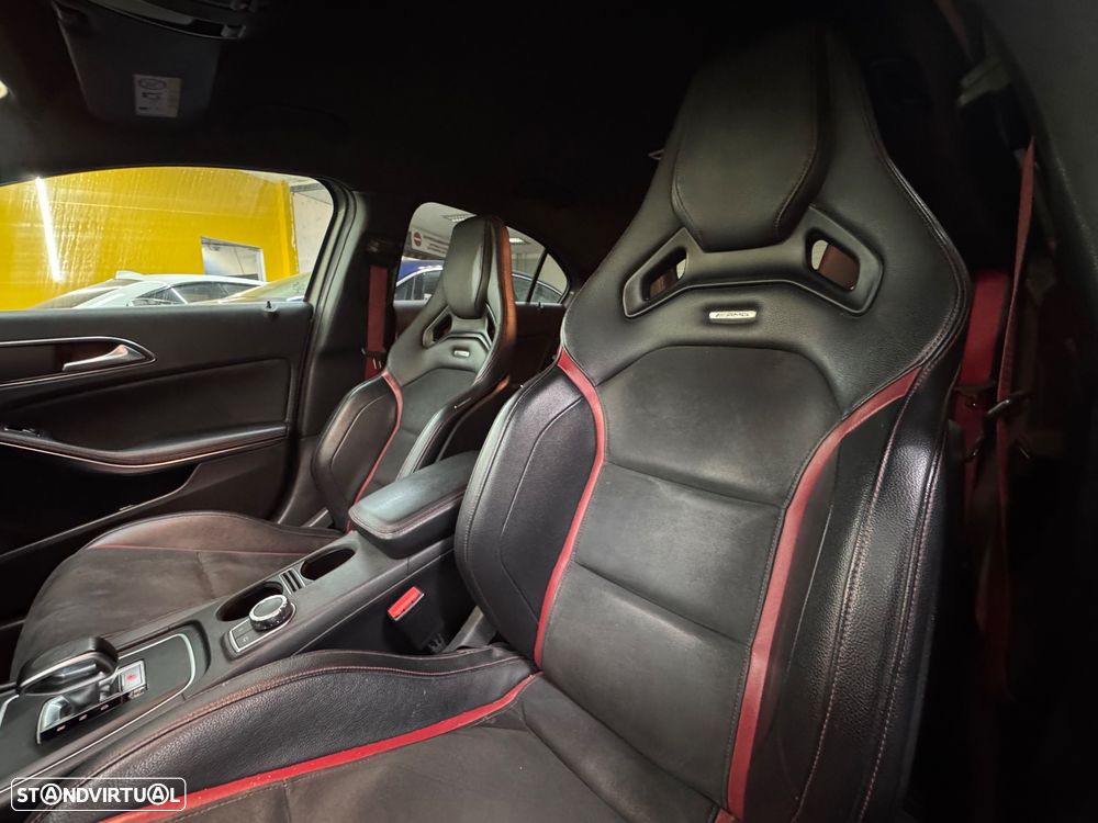 Mercedes-Benz A 45 AMG 4Matic Speedshift 7G-DCT - 8