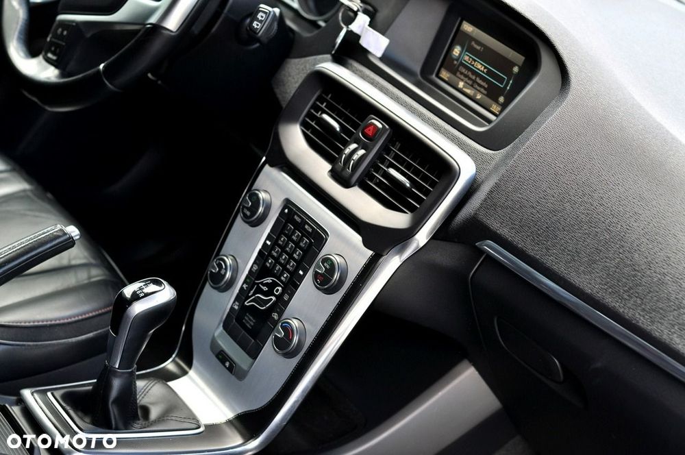 Volvo V40 D2 Drive-E Ocean Race - 20
